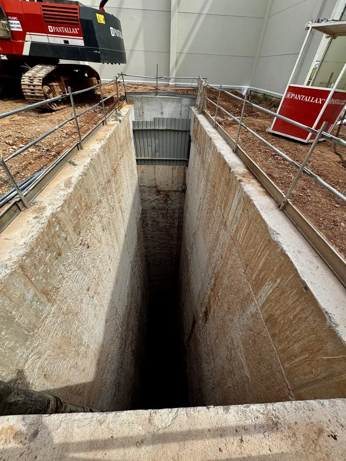 Proceso de ejecución de fosos metalúrgicos de 15 m